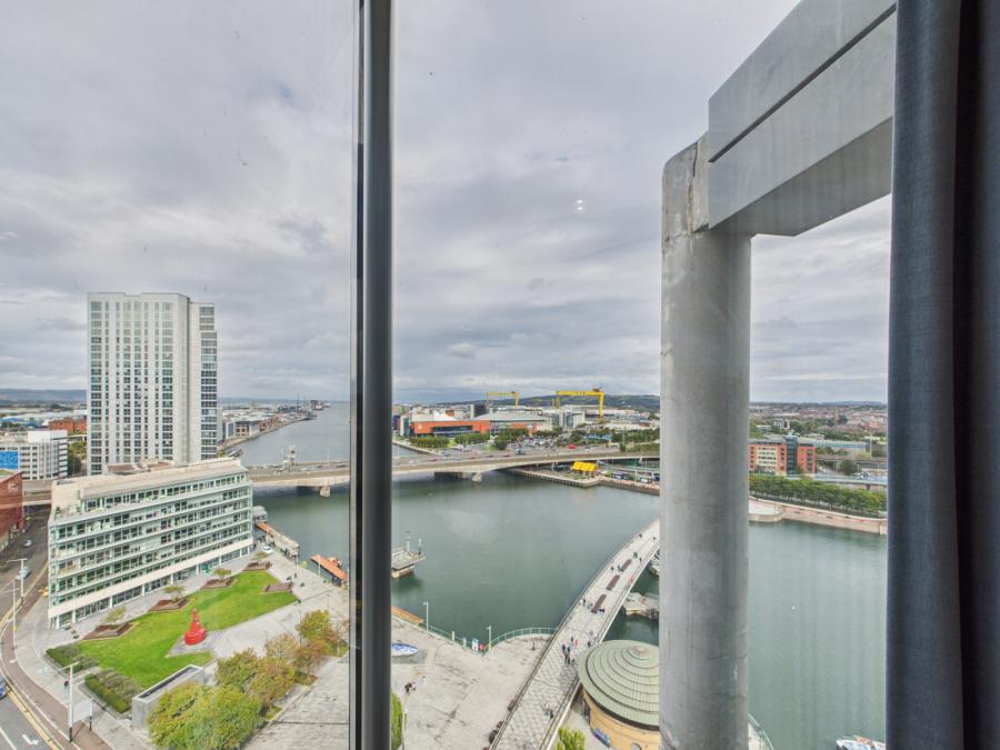 Apartment 12.1 The Boat, 47 Queens Square