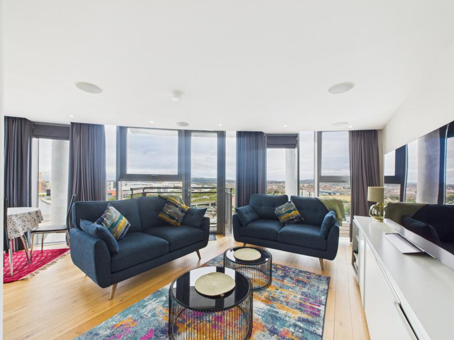 Apartment 12.1 The Boat, 47 Queens Square