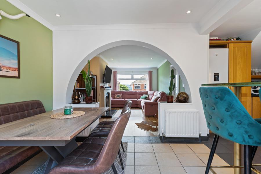 6 Castlemore Avenue