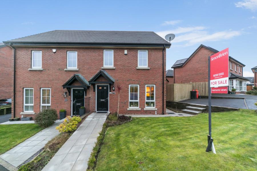 35 Millmount Village Park, dundonald, belfast, BT16 1YY