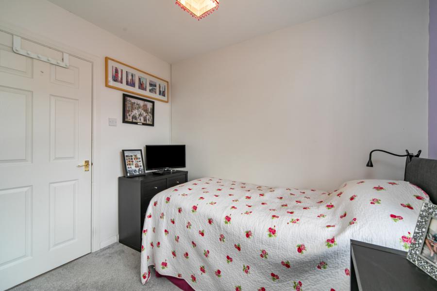 8 Thornhill Mews