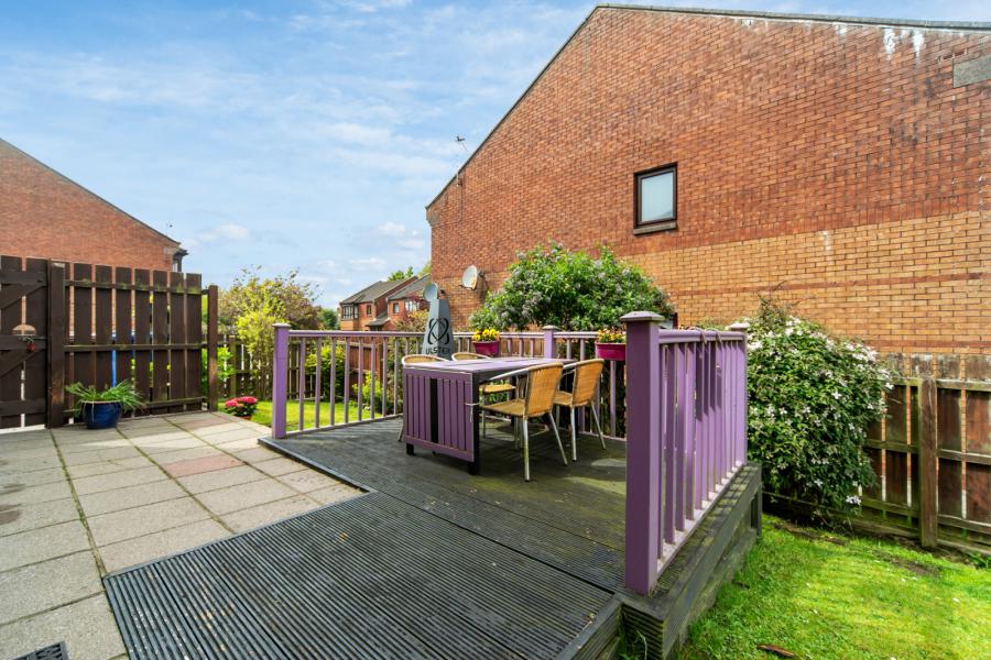 8 Thornhill Mews