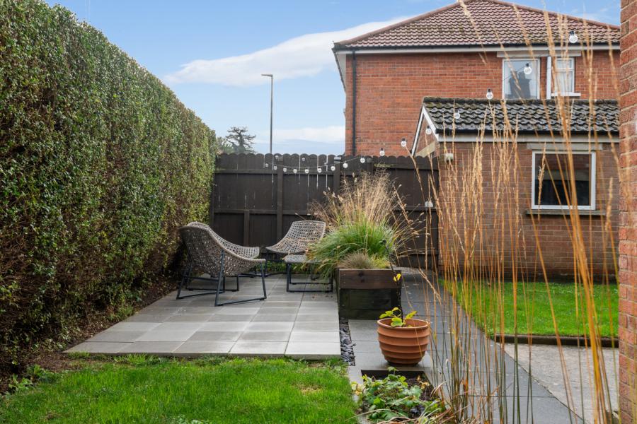 19 Garnerville Gardens