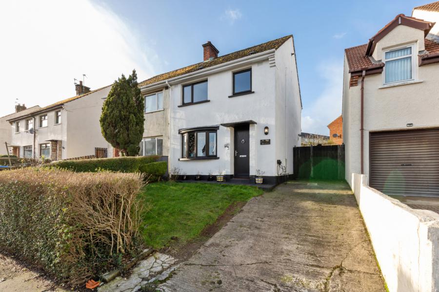 28 Cherryhill Crescent