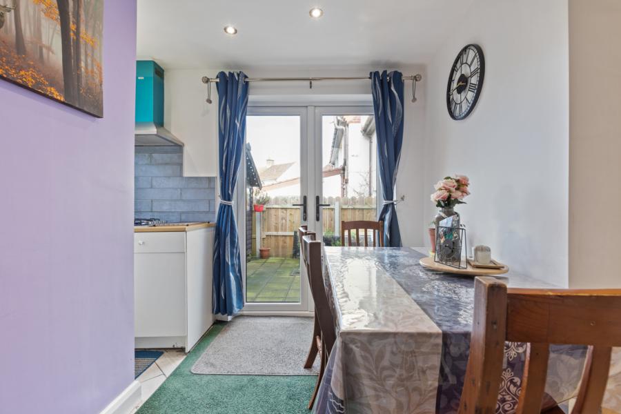 28 Cherryhill Crescent