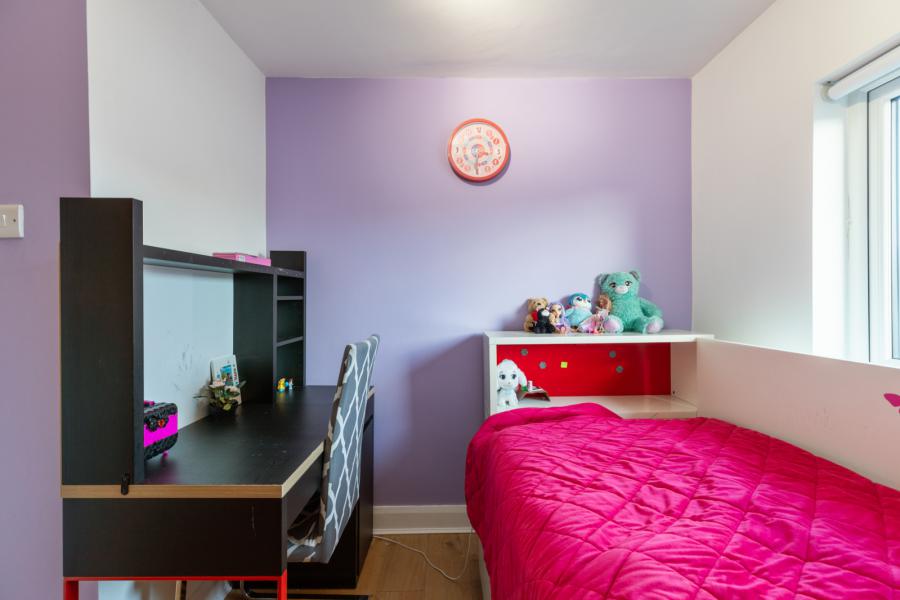 28 Cherryhill Crescent