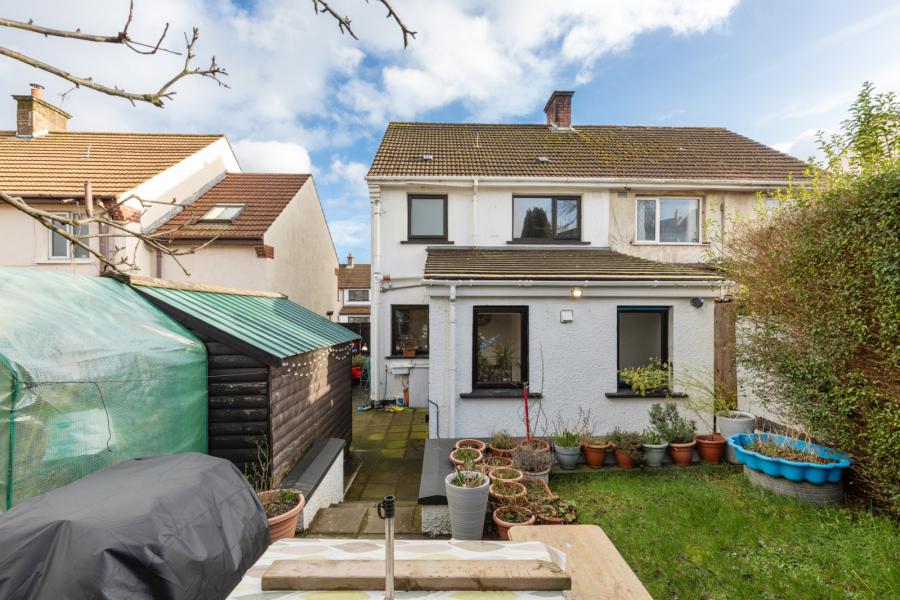 28 Cherryhill Crescent