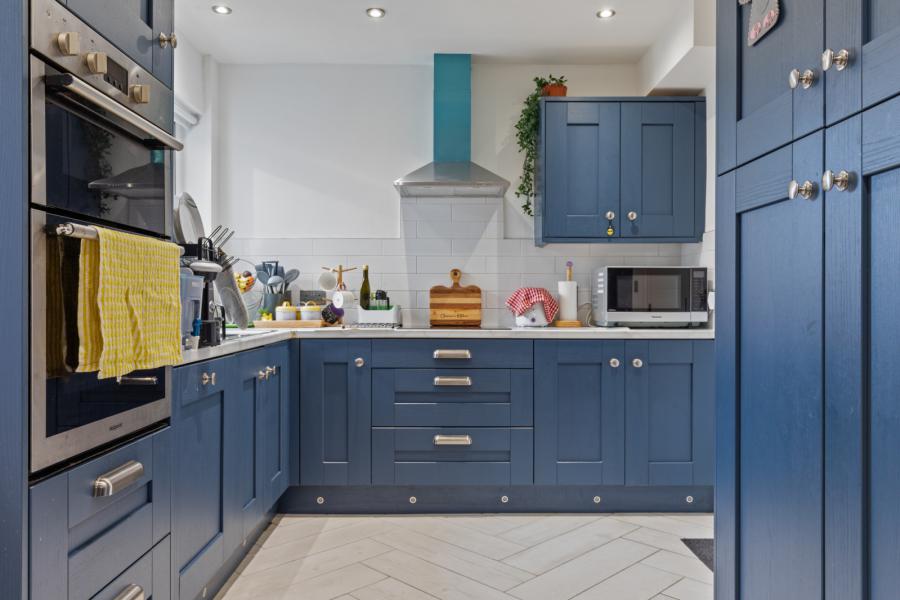 28 Cherryhill Crescent