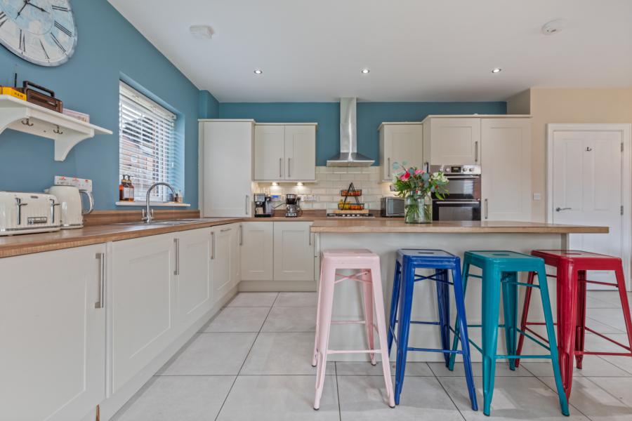 4 Millmount Village Heights