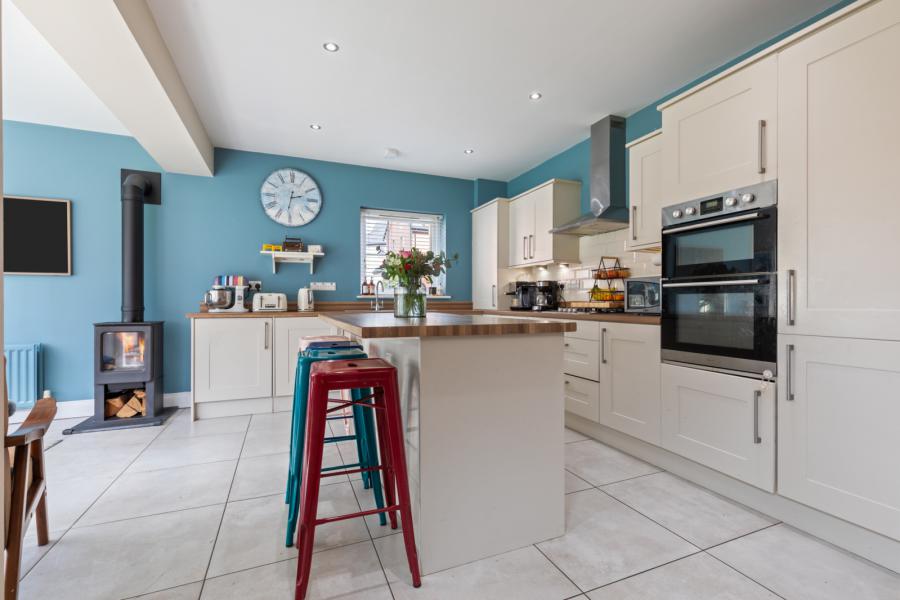 4 Millmount Village Heights