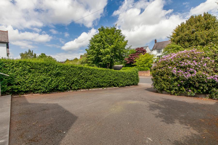 175 Sandown Road 175 Sandown Road