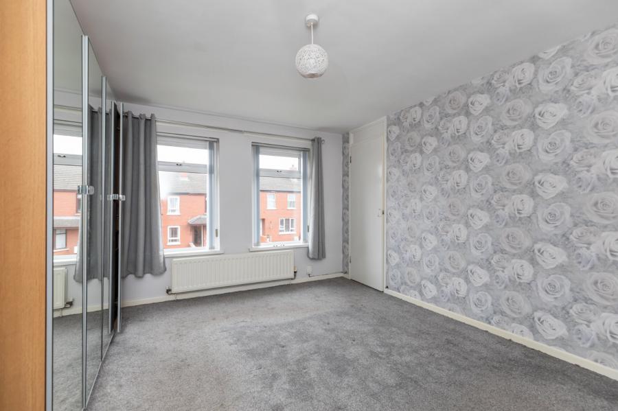 102 Ashmount Park