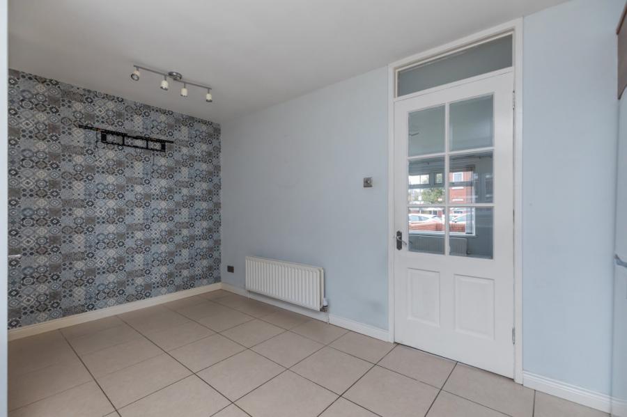102 Ashmount Park
