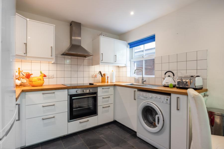 1 Sandringham Mews