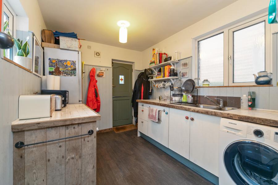 13 Ascot Gardens