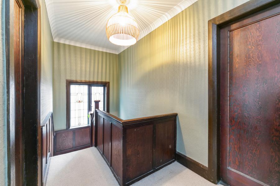 13 Ascot Gardens