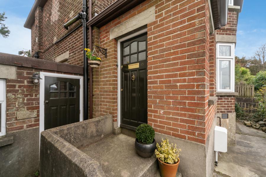 13 Ascot Gardens