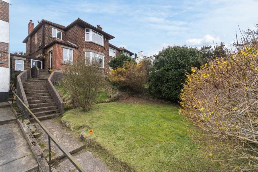 13 Ascot Gardens