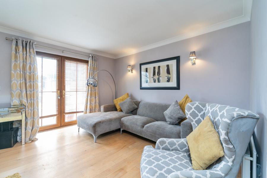 4 Motte Lodge