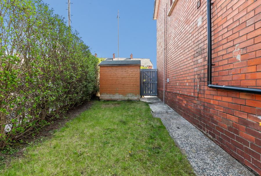 44 Connsbrook Avenue