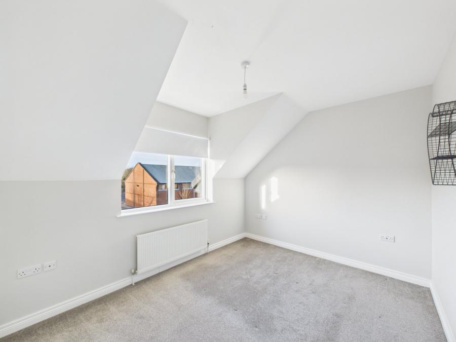 Apartment 6, 1 Loughan Hall, Dundonald