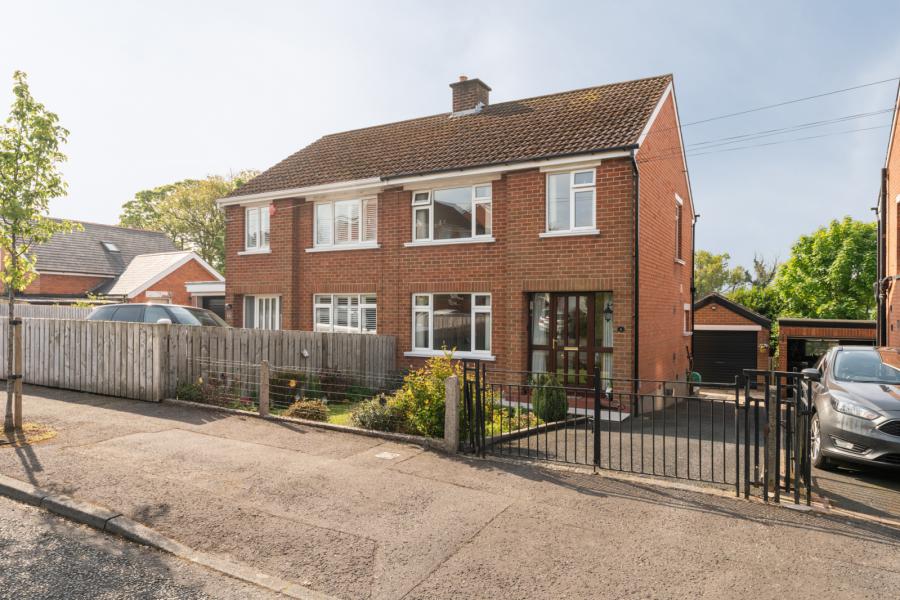 4 Mount Regan Avenue, dundonald, belfast, BT16 1JA