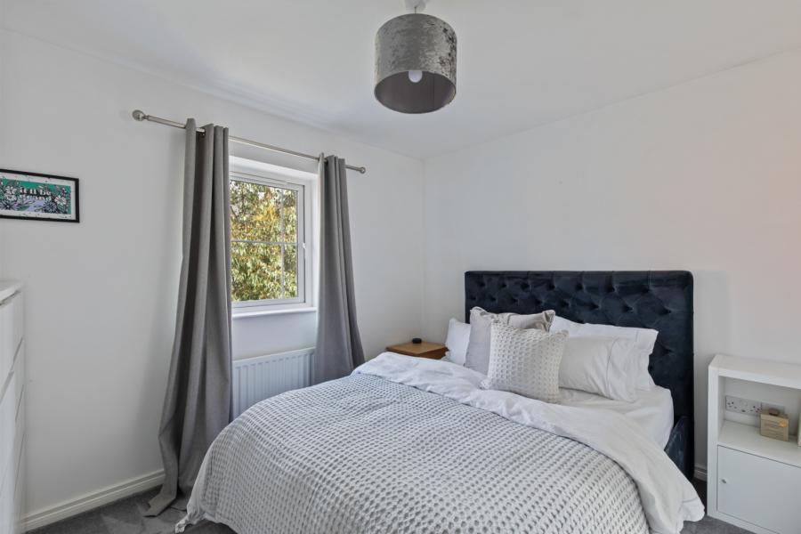 9 Millmount Village Park