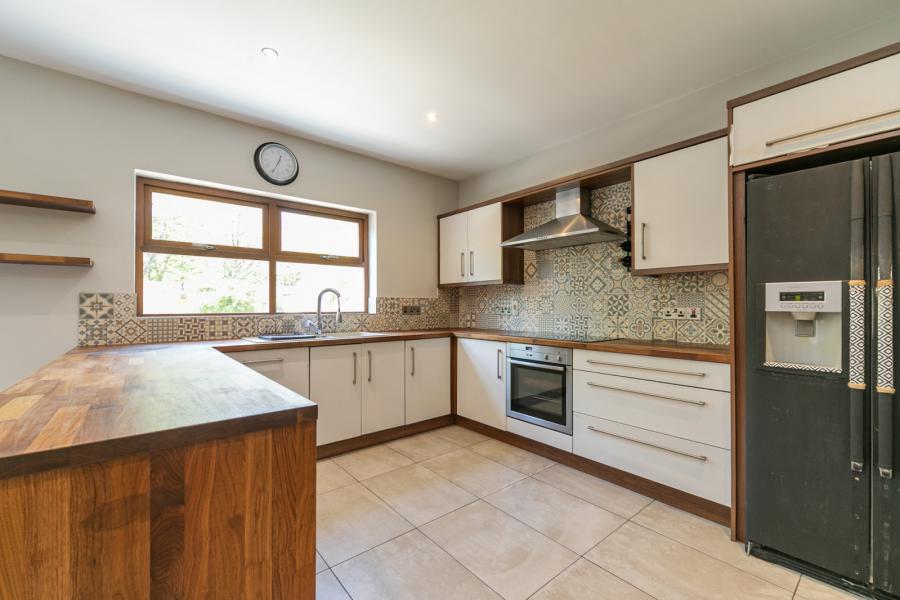 71b Shandon Park