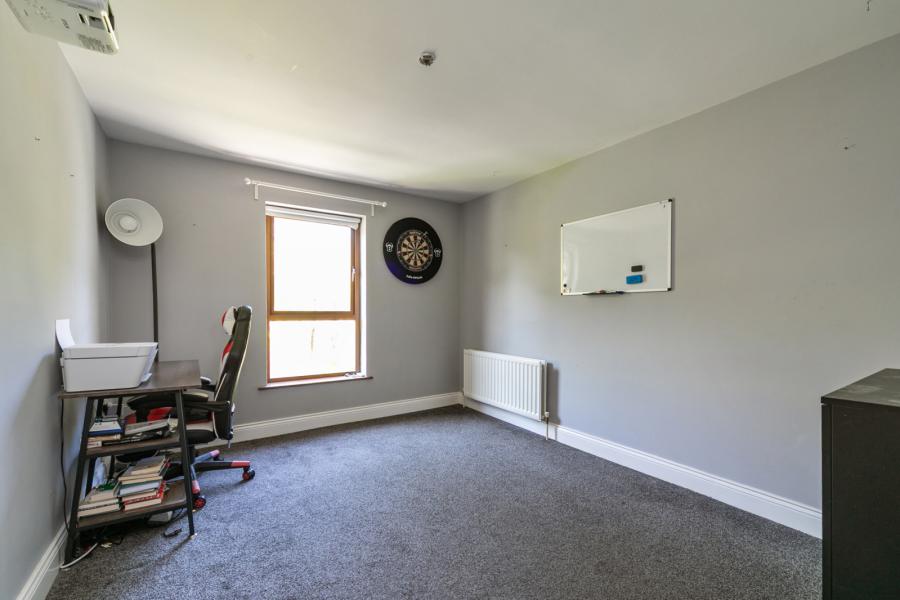 71b Shandon Park