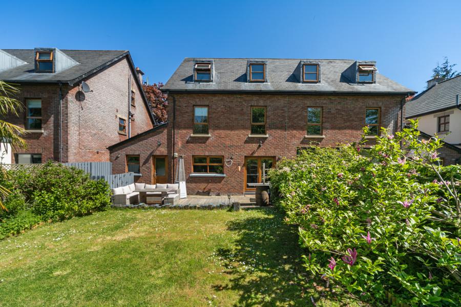 71b Shandon Park