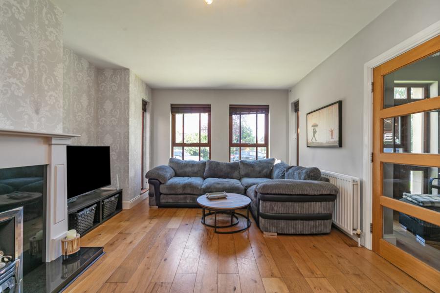 71b Shandon Park
