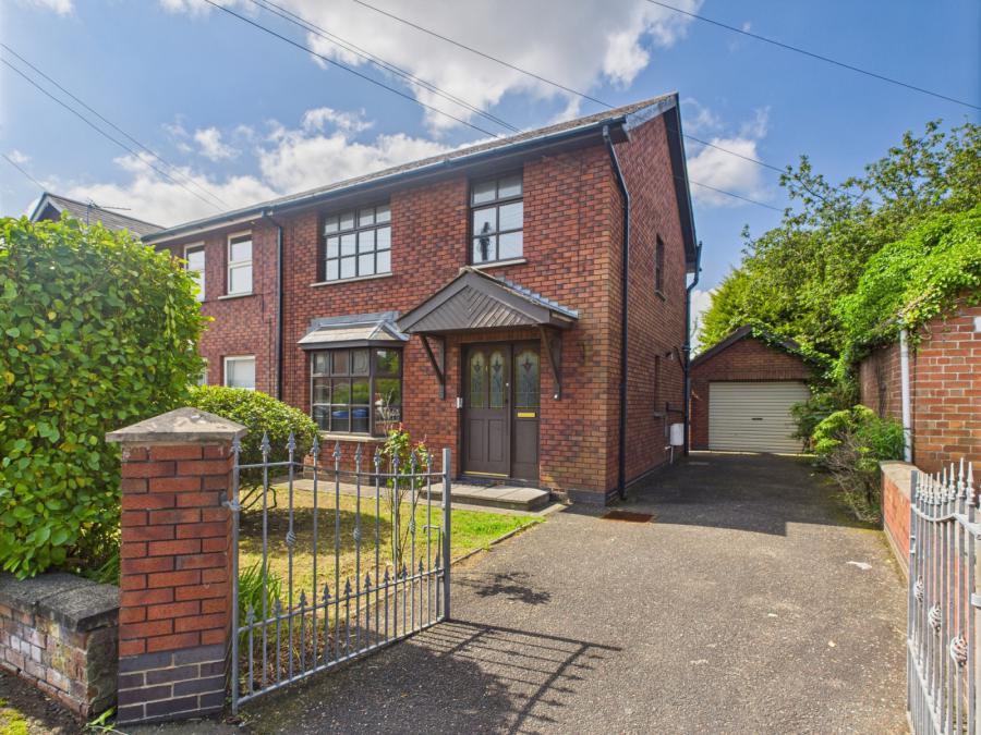 1 Carolhill Gardens