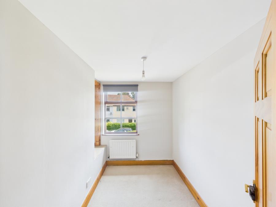 1 Carolhill Gardens