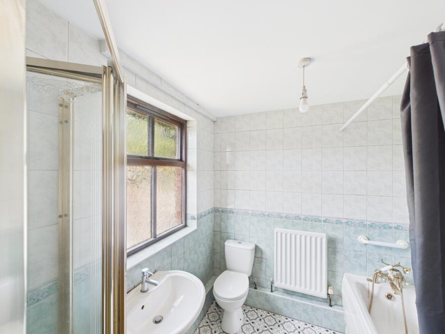 1 Carolhill Gardens