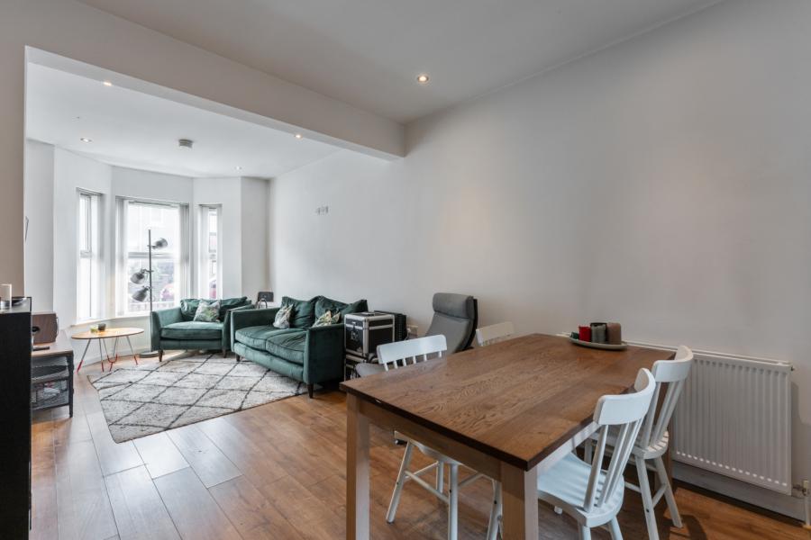 12 Pims Avenue