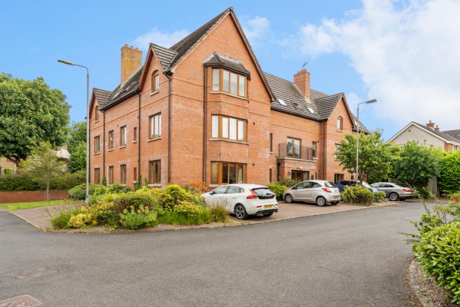 12A, Bailey Manor