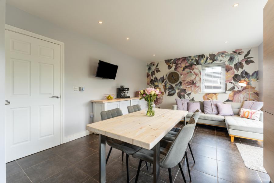 2 Coopers Mill Gardens