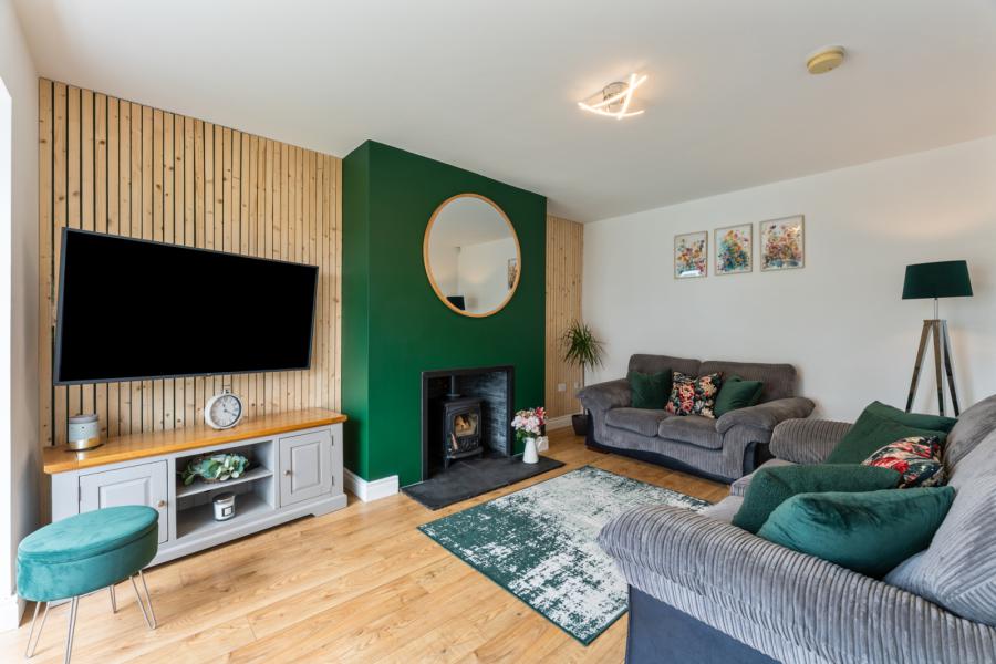 2 Coopers Mill Gardens