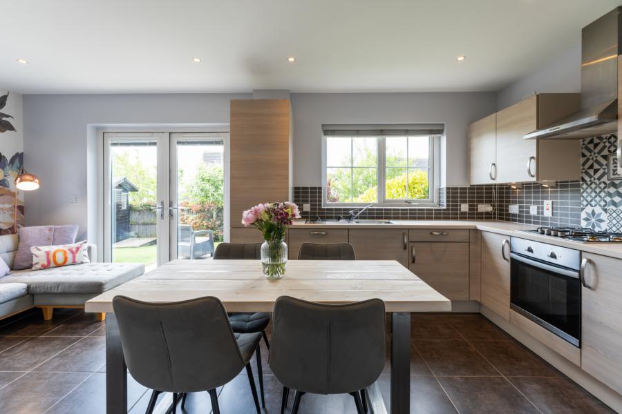 2 Coopers Mill Gardens