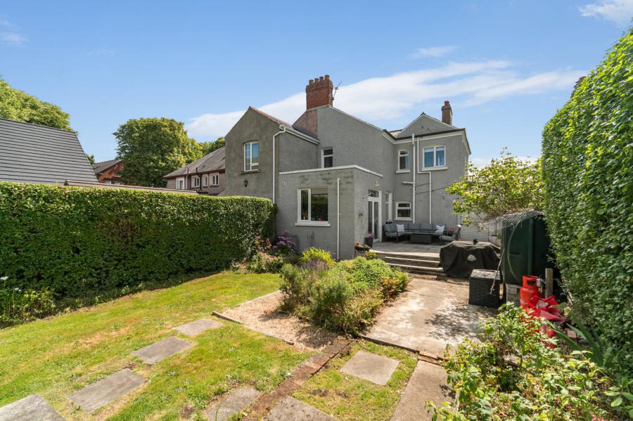 52 North Road