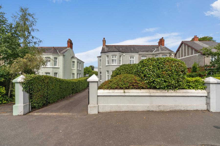 52 North Road
