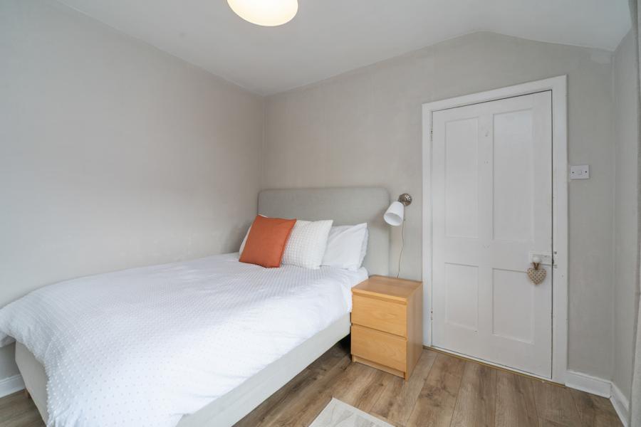 30 Wandsworth Gardens