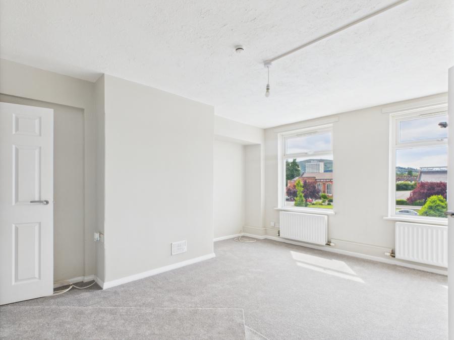 26B Abbots Cross