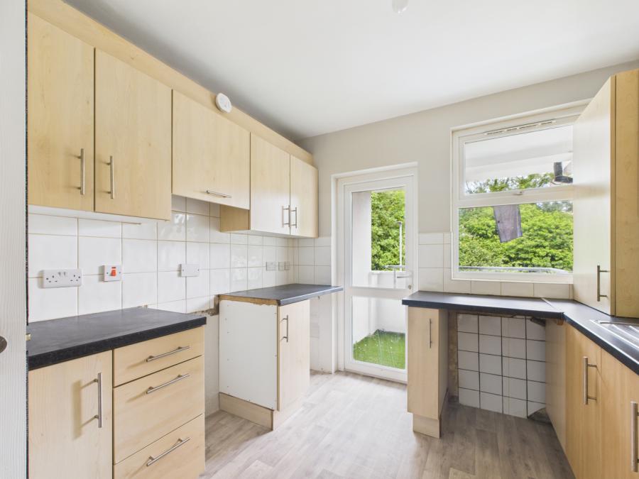 26b Abbots Cross