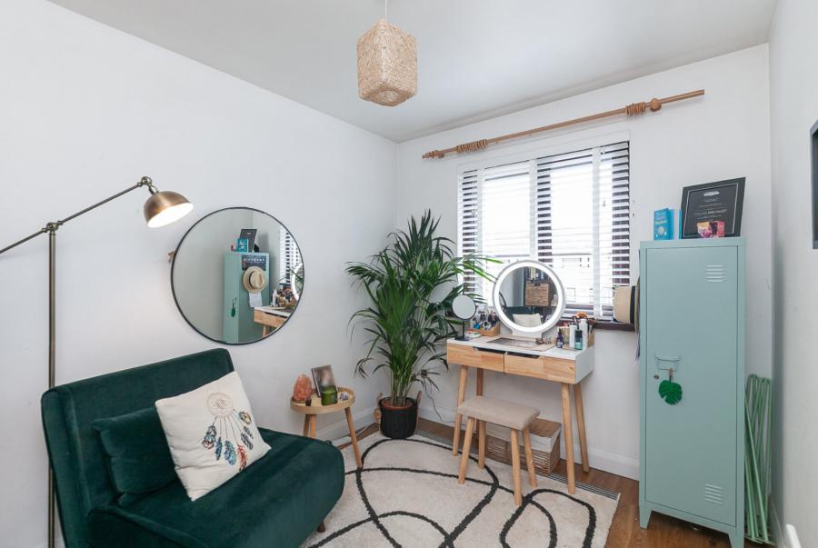 5 Strathearn Mews