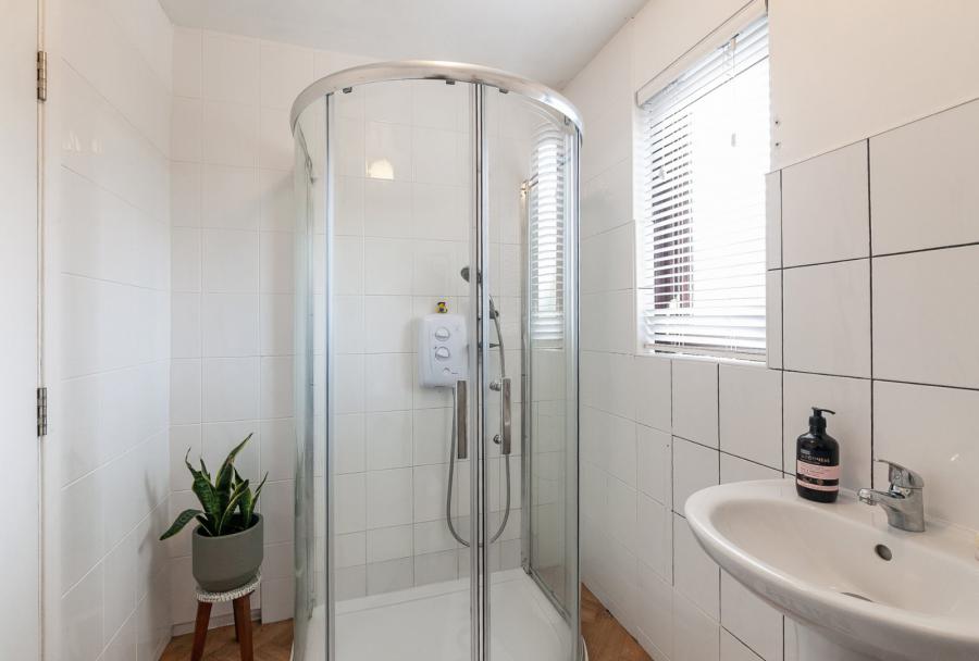 5 Strathearn Mews