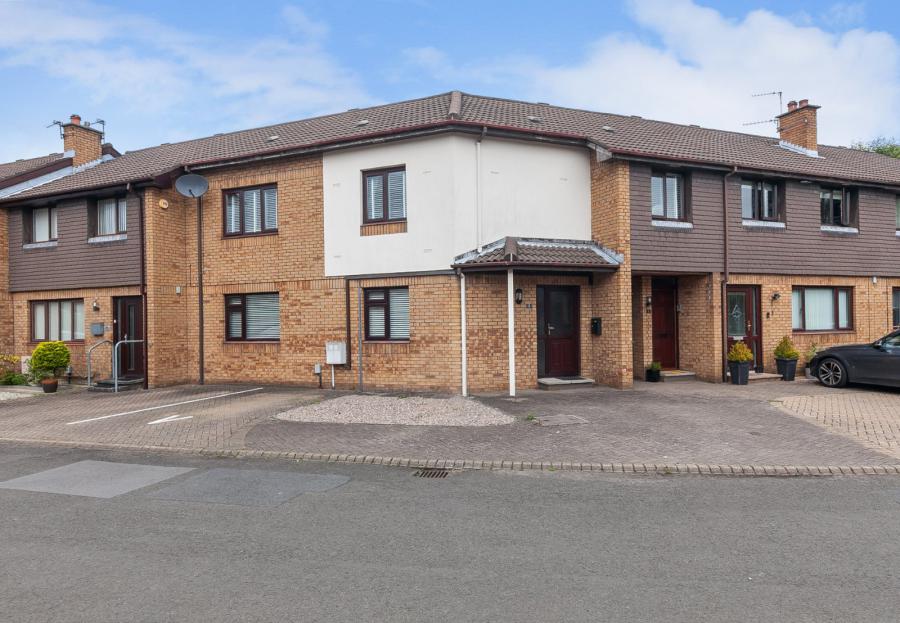 5 Strathearn Mews