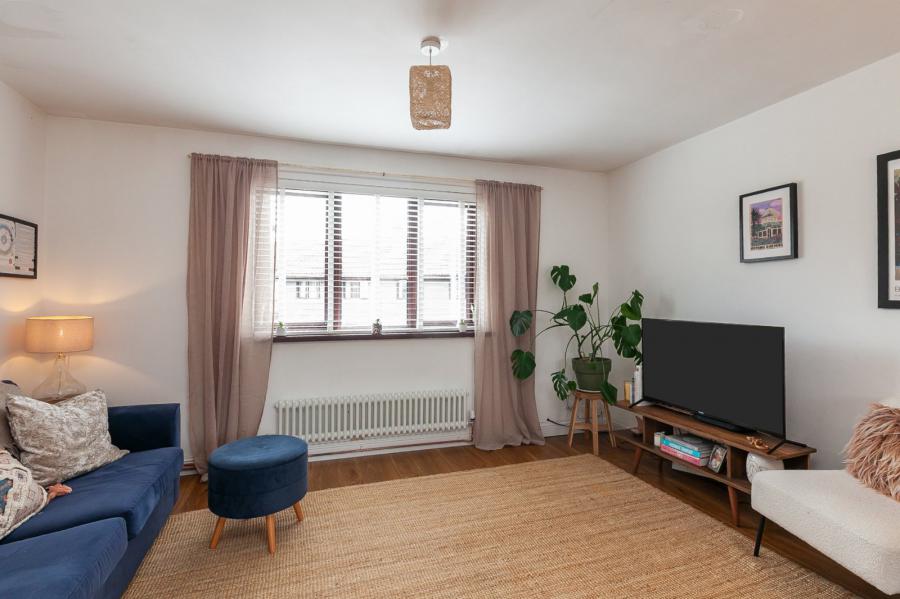 5 Strathearn Mews