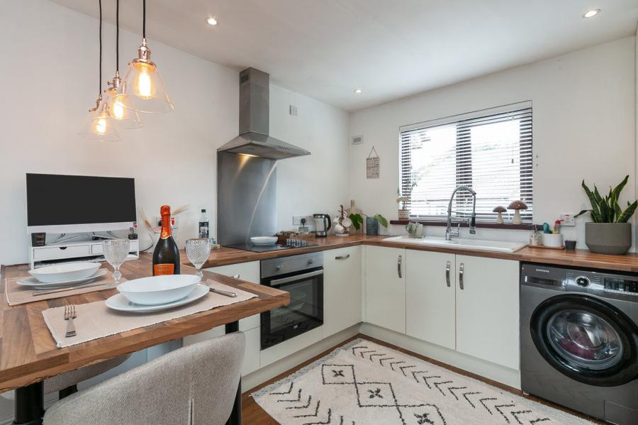 5 Strathearn Mews