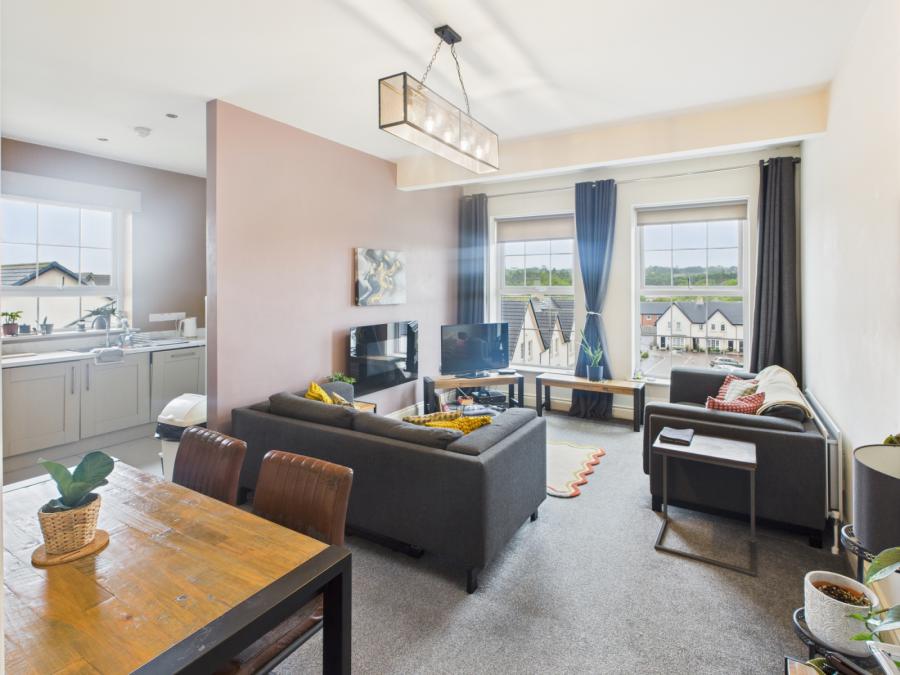 47 Millmount Village Square, Belfast, Bt16 1yy